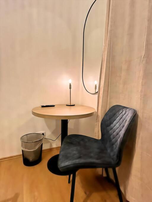 Urban & Chic: 2Bdr, Parkplatz Apartment Witten Ngoại thất bức ảnh