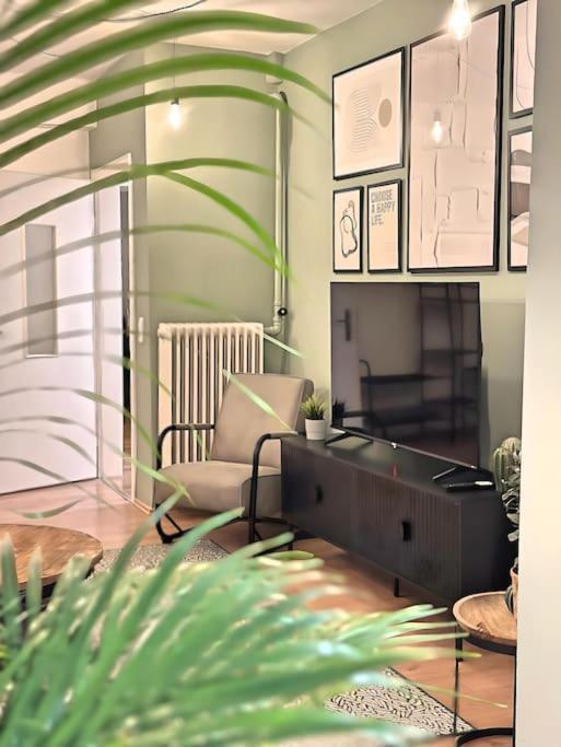 Urban & Chic: 2Bdr, Parkplatz Apartment Witten Ngoại thất bức ảnh