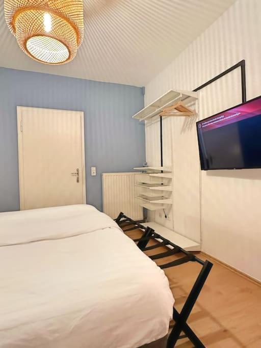 Urban & Chic: 2Bdr, Parkplatz Apartment Witten Ngoại thất bức ảnh