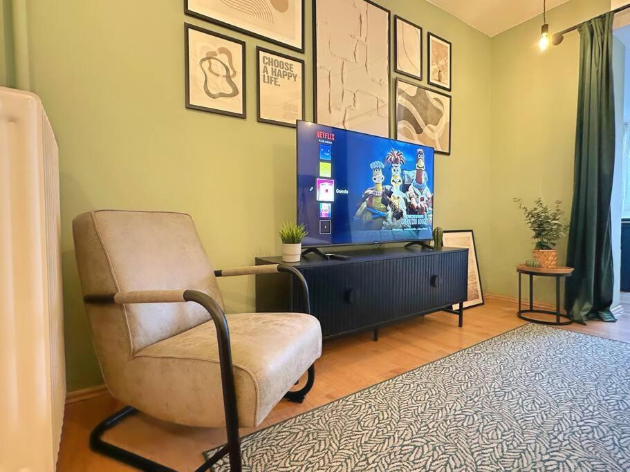 Urban & Chic: 2Bdr, Parkplatz Apartment Witten Ngoại thất bức ảnh